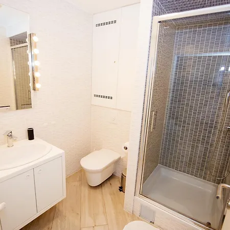 Apartment 63 - 1 *